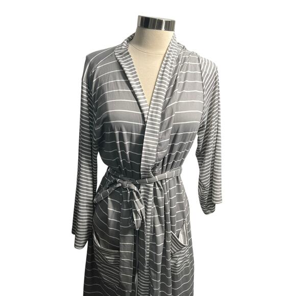 Tahari Lightweight Belted Short Bathrobe Gray/White Pockets Women's XL - Picture 7 of 10